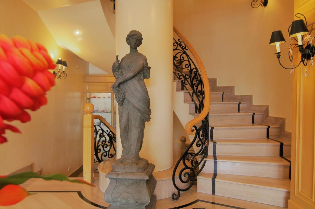 The Grand Dame Hotel Iloilo City Exterior photo
